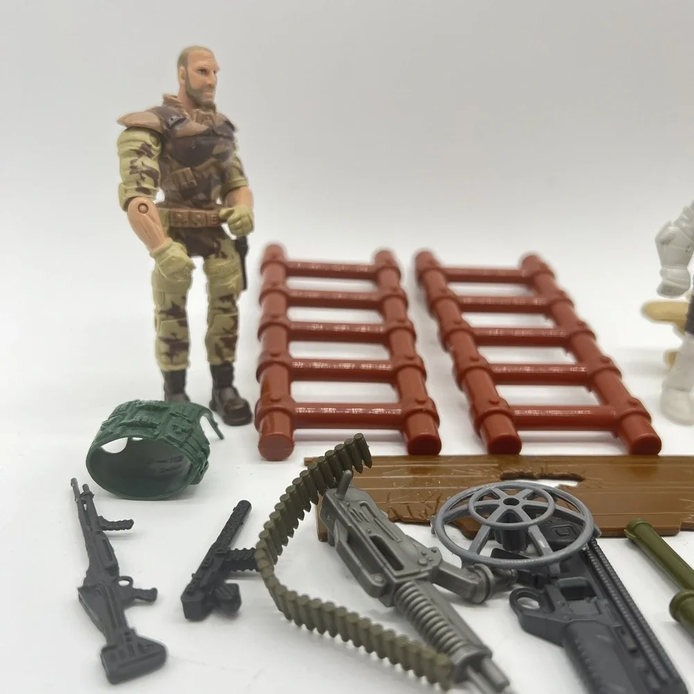 Lanard Army Men Lot Of 15 With Accessory‎ Lot Action Figures Toys